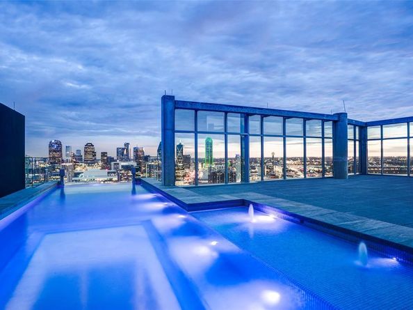 3130 N Harwood Street  3202, Dallas Texas 75201