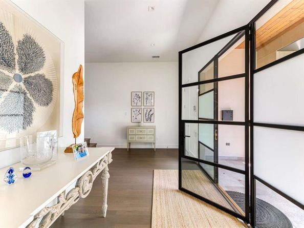 6621  Del Norte Lane , Dallas Texas 75225
