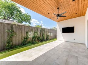 6621  Del Norte Lane , Dallas Texas 75225
