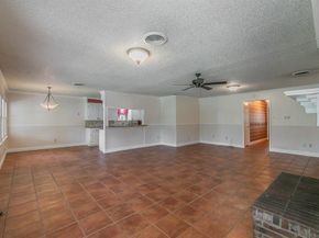 5828  Westcrest Drive W, Edgecliff Village Texas 76134