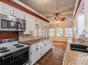 5828  Westcrest Drive W, Edgecliff Village Texas 76134