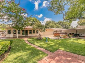 5828  Westcrest Drive W, Edgecliff Village Texas 76134