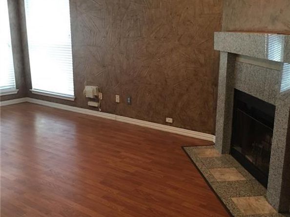 2118  Prairie Creek Trail , Garland Texas 75040