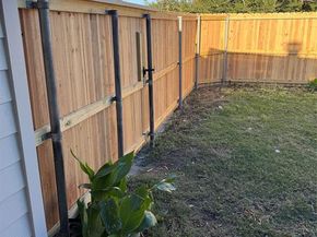 2118  Prairie Creek Trail , Garland Texas 75040