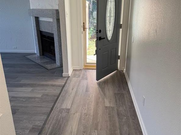 2118  Prairie Creek Trail , Garland Texas 75040