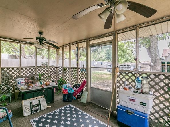 820  lake view Ridge , White Settlement Texas 76108