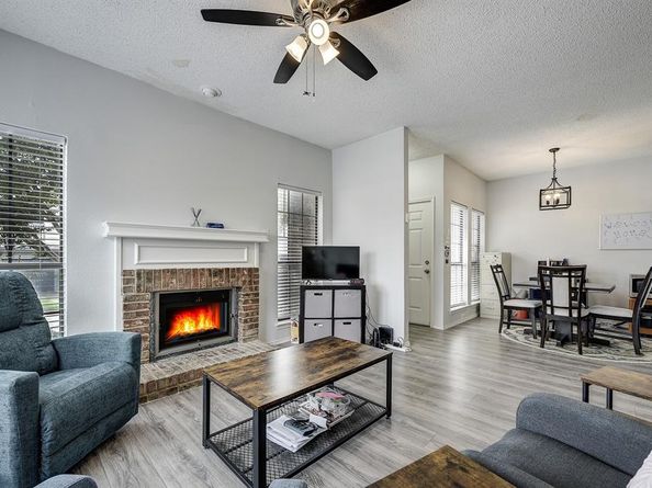 3101  Townbluff Place  814, Plano Texas 75075