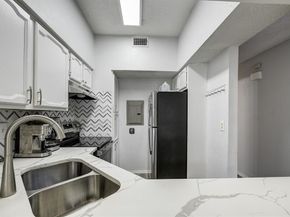 3101  Townbluff Place  814, Plano Texas 75075