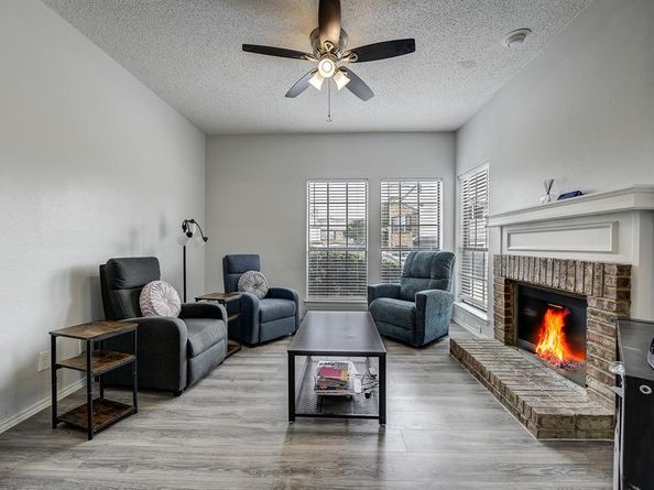 3101  Townbluff Place  814, Plano Texas 75075
