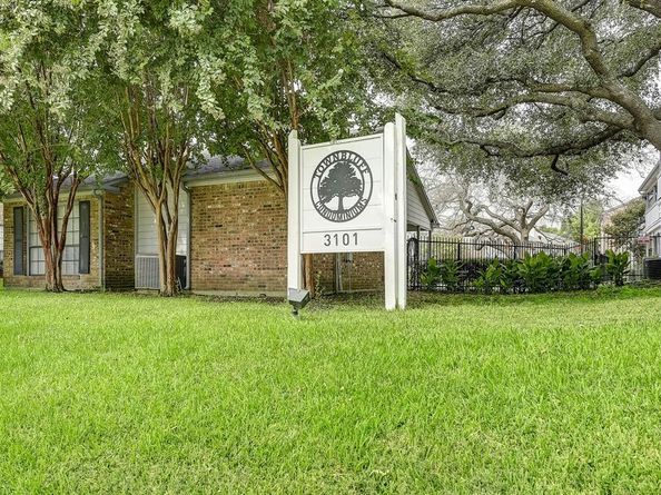3101  Townbluff Place  814, Plano Texas 75075