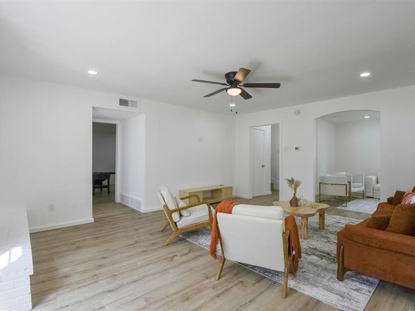 13050  Glenside Drive , Farmers Branch Texas 75234