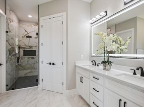 705  Ross Trail , Arlington Texas 76012