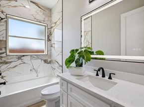 705  Ross Trail , Arlington Texas 76012