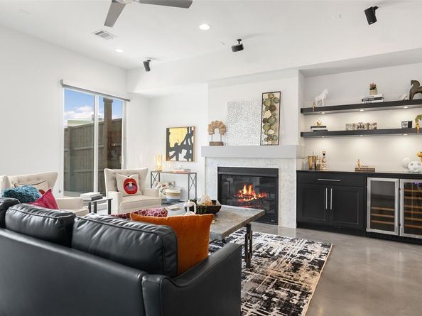 1814  Euclid Avenue , Dallas Texas 75206