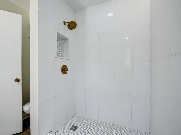 1716  Rosemeade Circle , Carrollton Texas 75007