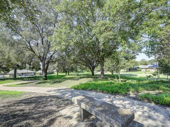 1716  Rosemeade Circle , Carrollton Texas 75007