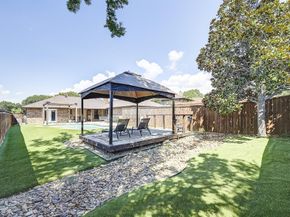 1716  Rosemeade Circle , Carrollton Texas 75007