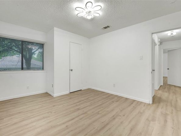 205  Valley Spring Drive , Arlington Texas 76018