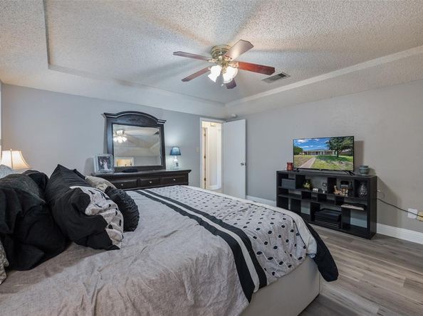 1817  Guildford Street , Garland Texas 75044