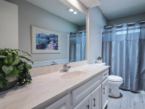 1817  Guildford Street , Garland Texas 75044