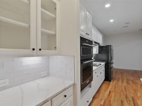 3342  Ricci Lane , Irving Texas 75062