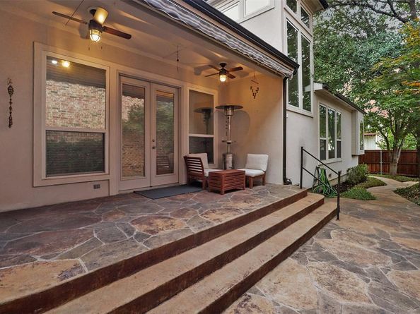 3342  Ricci Lane , Irving Texas 75062