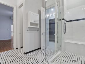 3342  Ricci Lane , Irving Texas 75062