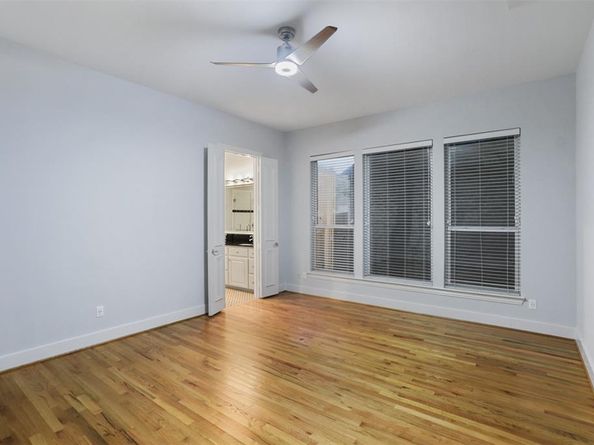 3342  Ricci Lane , Irving Texas 75062
