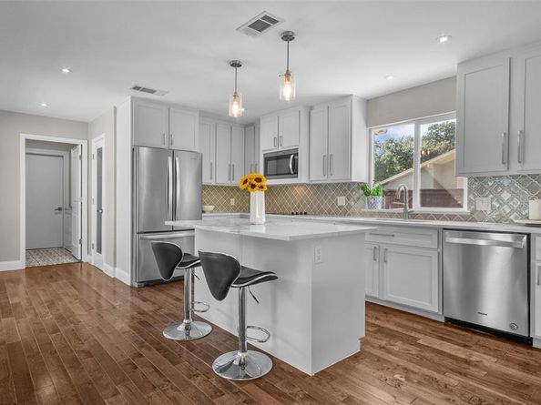 16  Bounty Road W, Benbrook Texas 76132