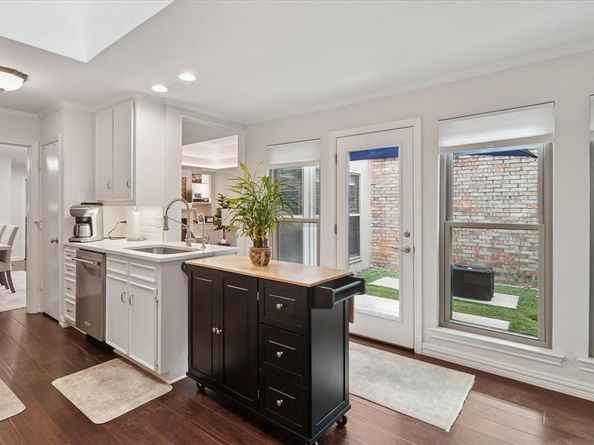 12531  Montego Plaza , Dallas Texas 75230