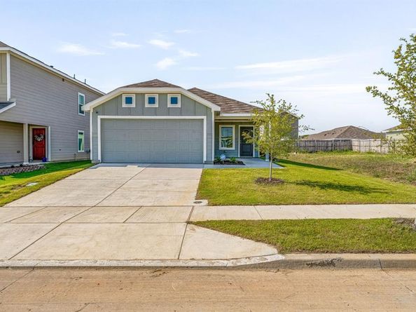 1408  Silver Spruce Lane , Fort Worth Texas 76140