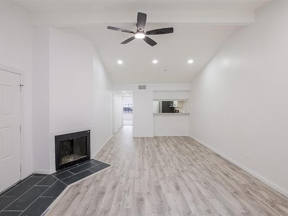 8545  Midpark Road  24, Dallas Texas 75240