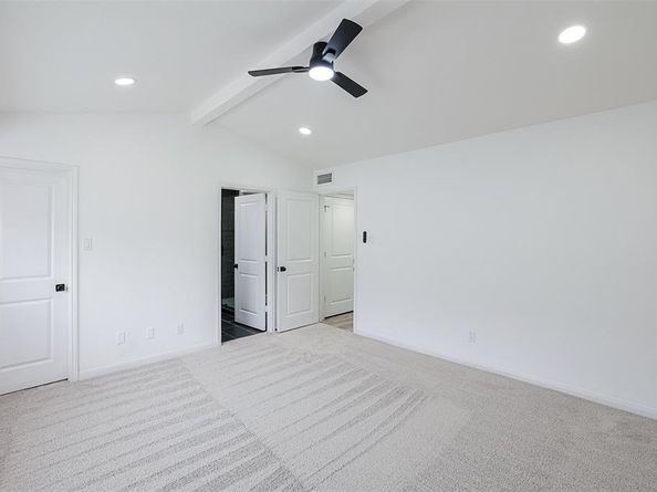 8545  Midpark Road  24, Dallas Texas 75240