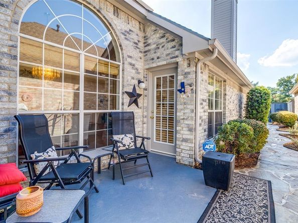 14819  Chancey Street , Addison Texas 75001