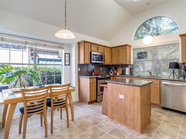 14819  Chancey Street , Addison Texas 75001