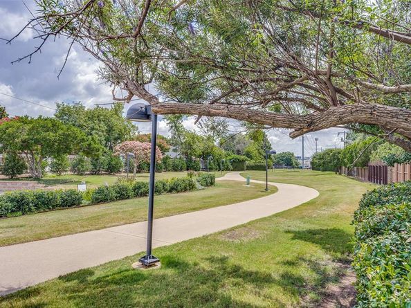 14819  Chancey Street , Addison Texas 75001