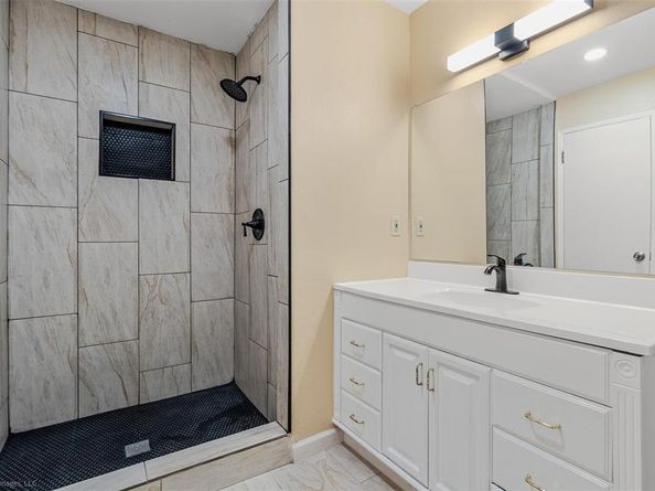 3122  Teakwood Lane , Garland Texas 75044