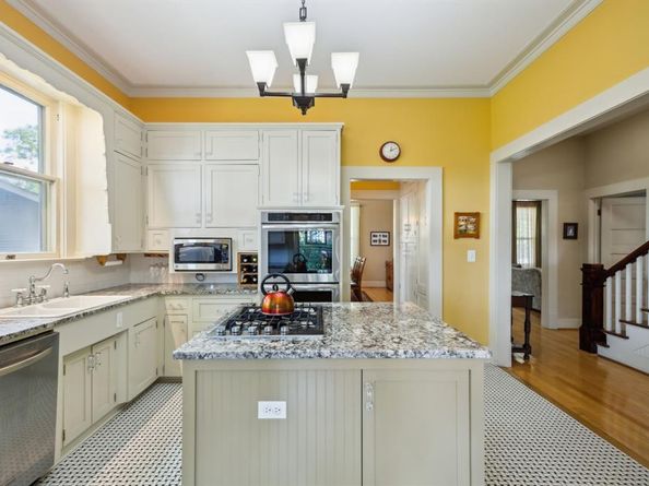 411 S 11th Street , Garland Texas 75040