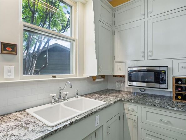 411 S 11th Street , Garland Texas 75040