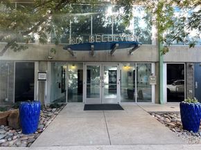 1001  Belleview Street  201, Dallas Texas 75215