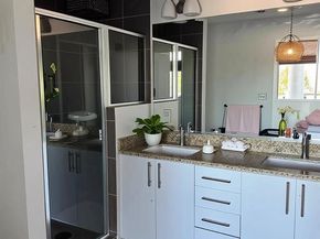 1001  Belleview Street  201, Dallas Texas 75215