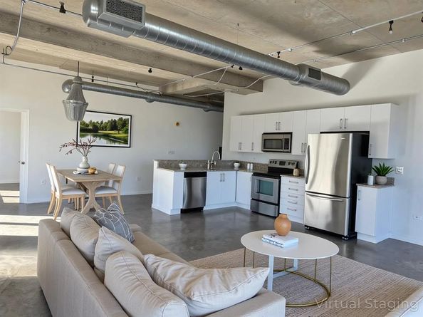 1001  Belleview Street  201, Dallas Texas 75215