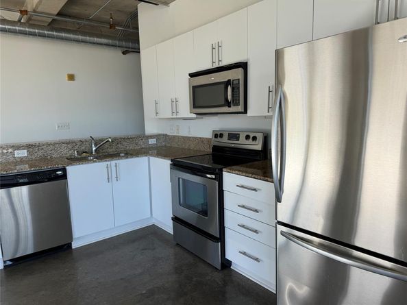 1001  Belleview Street  201, Dallas Texas 75215
