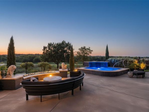 548  Trailrider Road , Fort Worth Texas 76114