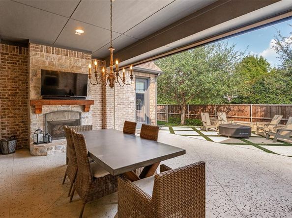 1101  Damsel Caitlyn Drive , Lewisville Texas 75056