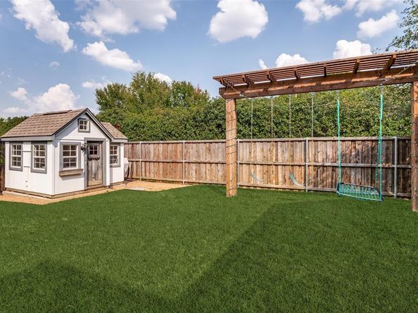 1101  Damsel Caitlyn Drive , Lewisville Texas 75056