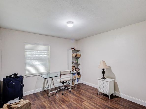 458  Thistle Drive , Garland Texas 75043