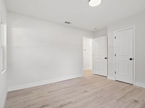 1604  Arbor Lane , Arlington Texas 76010