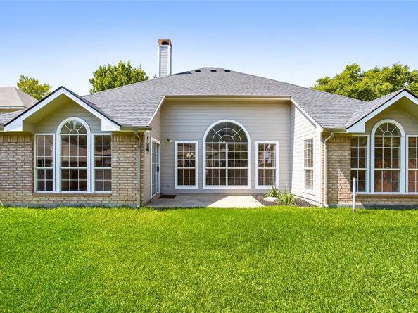 5424  Blue Water Lake Drive , Fort Worth Texas 76137