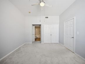 2305  Worthington Street  322, Dallas Texas 75204